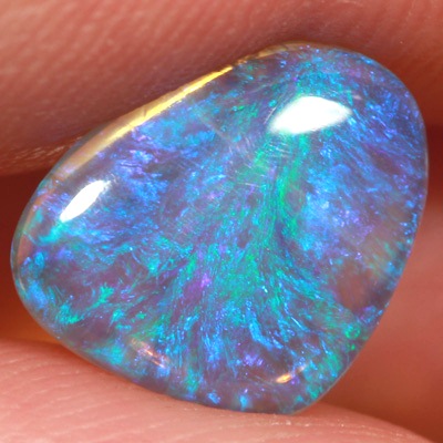 SOLID CRYSTAL OPAL Bright turquoise sparkles in a 3D pattern 